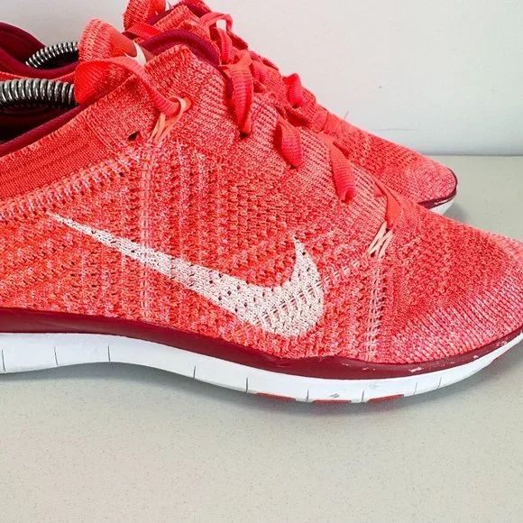 Nike Free TR Flyknit Womens Shoes Sneakers Size US 9 Orange Red Runners Jogging - Picture 3 of 16